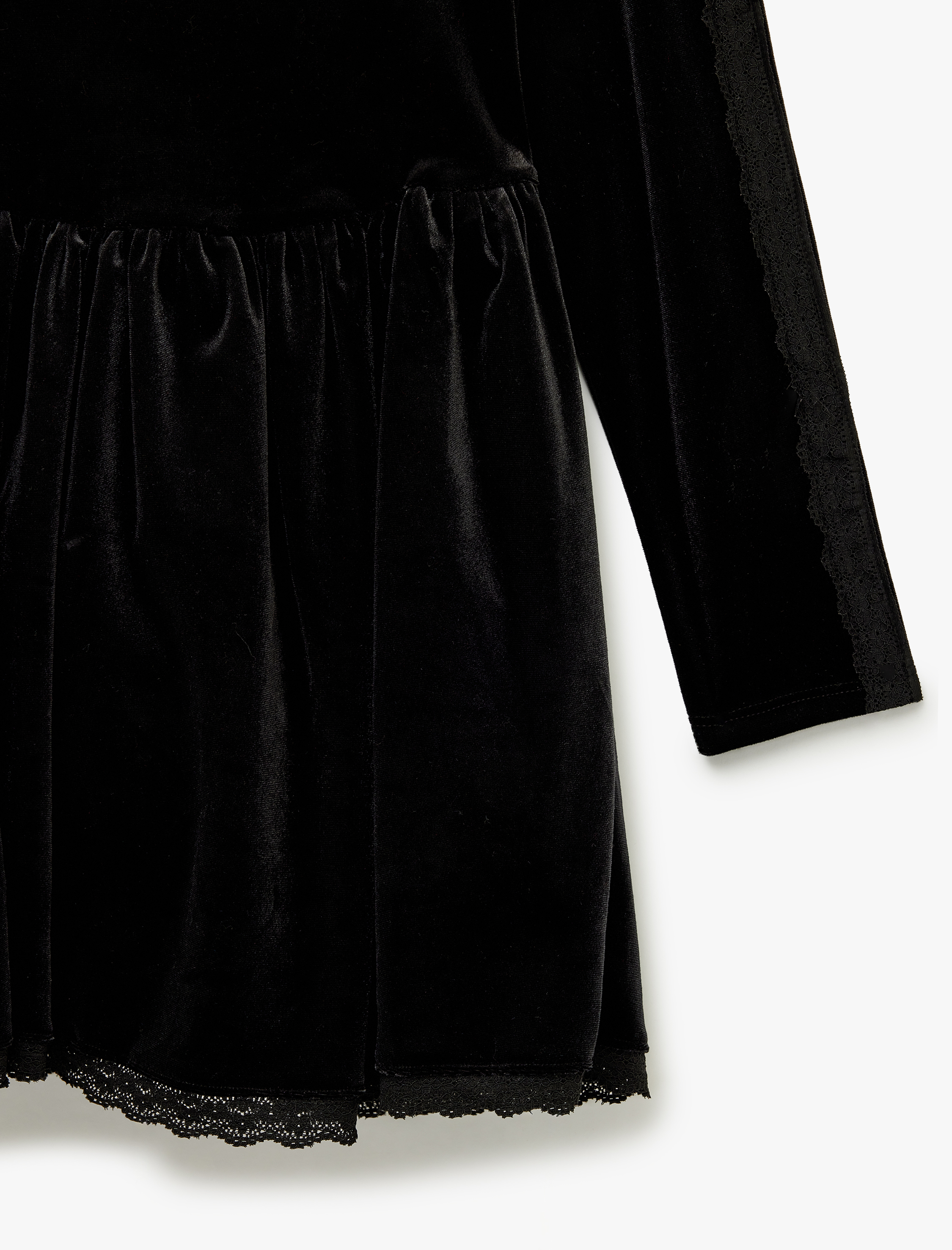  Kız Çocuk Dantel Detaylı Uzun Kollu Geniş Yaka Kadife Elbise