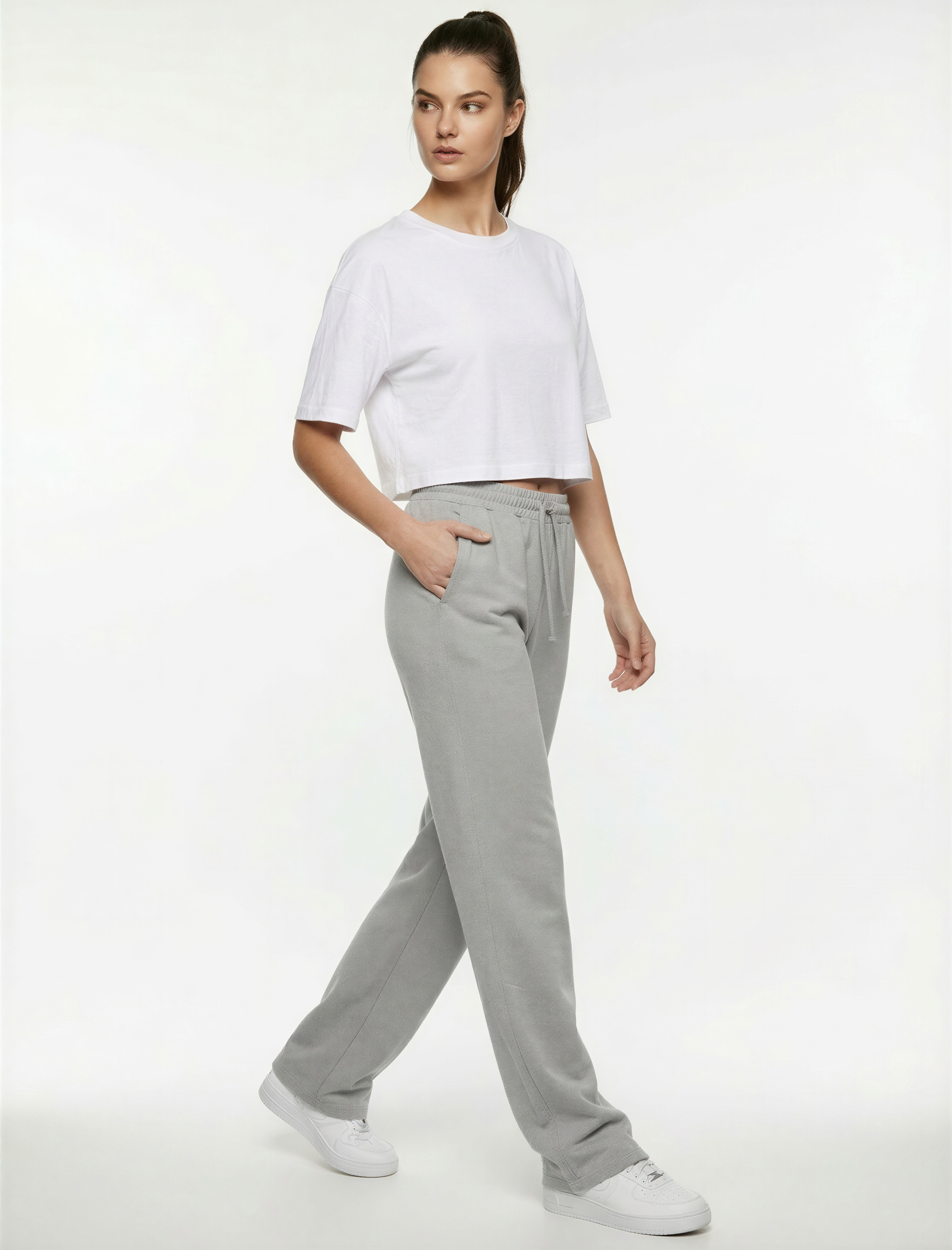   Yüksek Bel Cep Detaylı Beli Bağcıklı Modal Karışımlı Geniş Paça Eşofman Altı