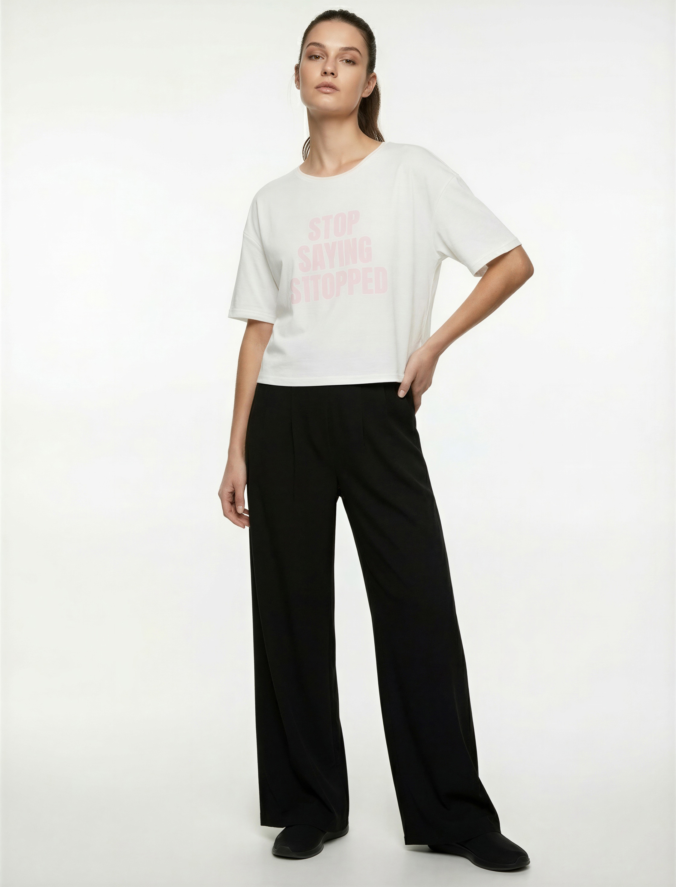   Rahat Kalıp Beli Lastikli Şerit Detaylı Geniş Paça Spor Eşofman Altı