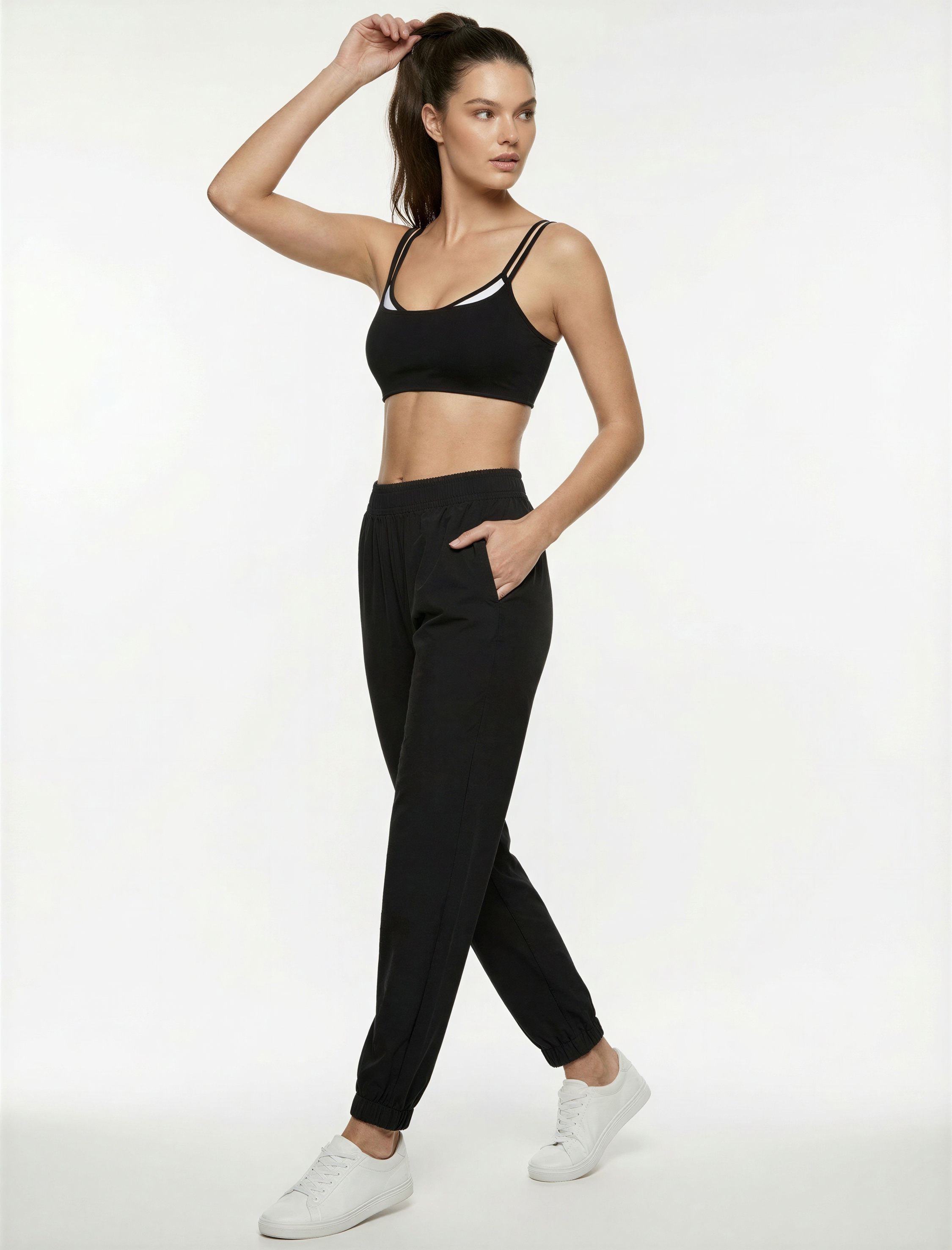   Askılı Kolsuz Şerit Detaylı Slim Fit Sporcu Sütyeni