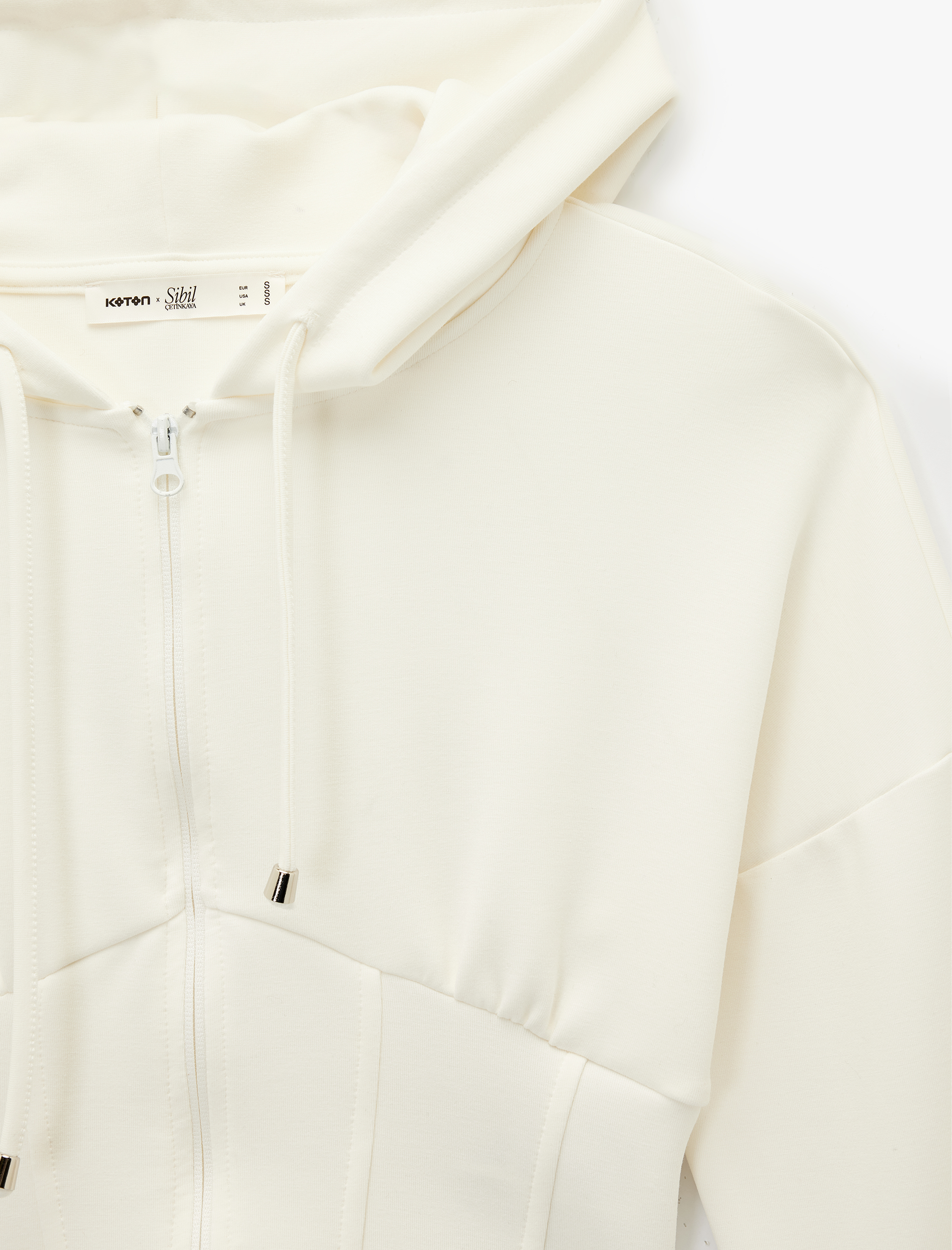   Koton X Sibil Çetinkaya - Slim Fit Uzun Kollu Kapüşonlu Crop Sweatshirt