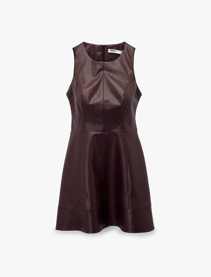  Kolsuz Bisiklet Yaka Volanlı Suni Deri Mini Elbise