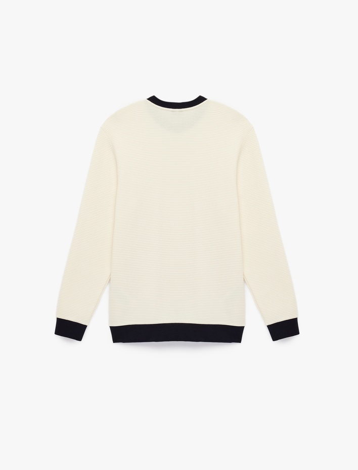  Uzun Kollu Pamuklu Renk Kontrastlı Bisiklet Yaka Sweatshirt