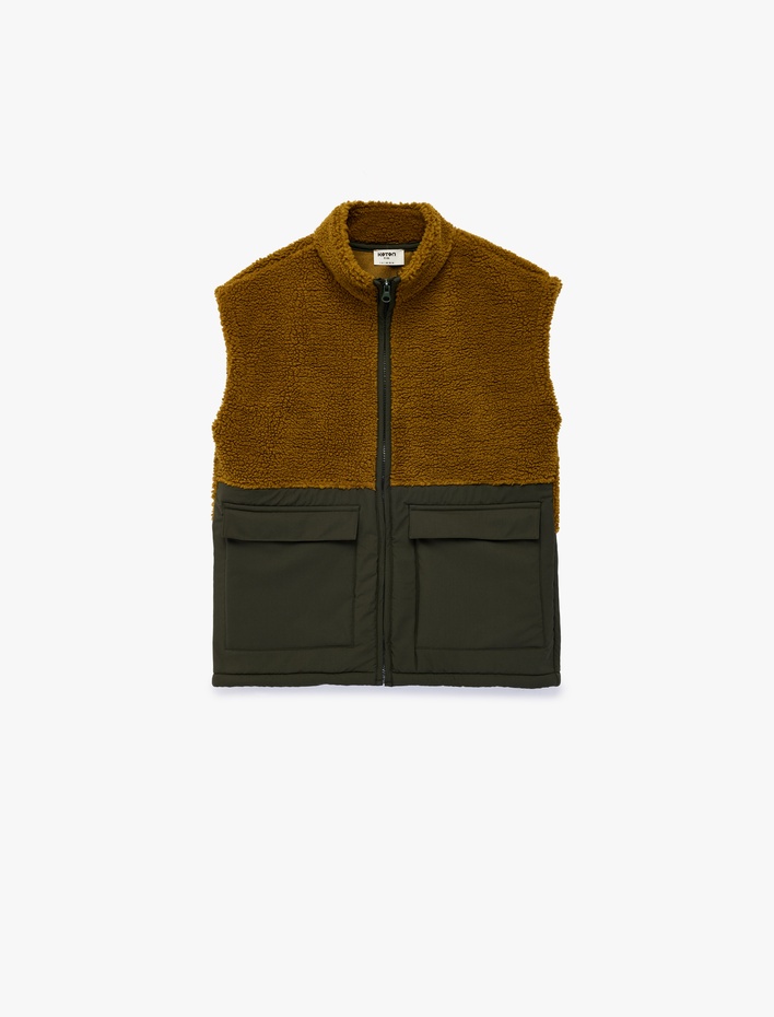 Erkek Çocuk Fermuarlı Cep Detaylı Dik Yaka Kolsuz Polar Yelek