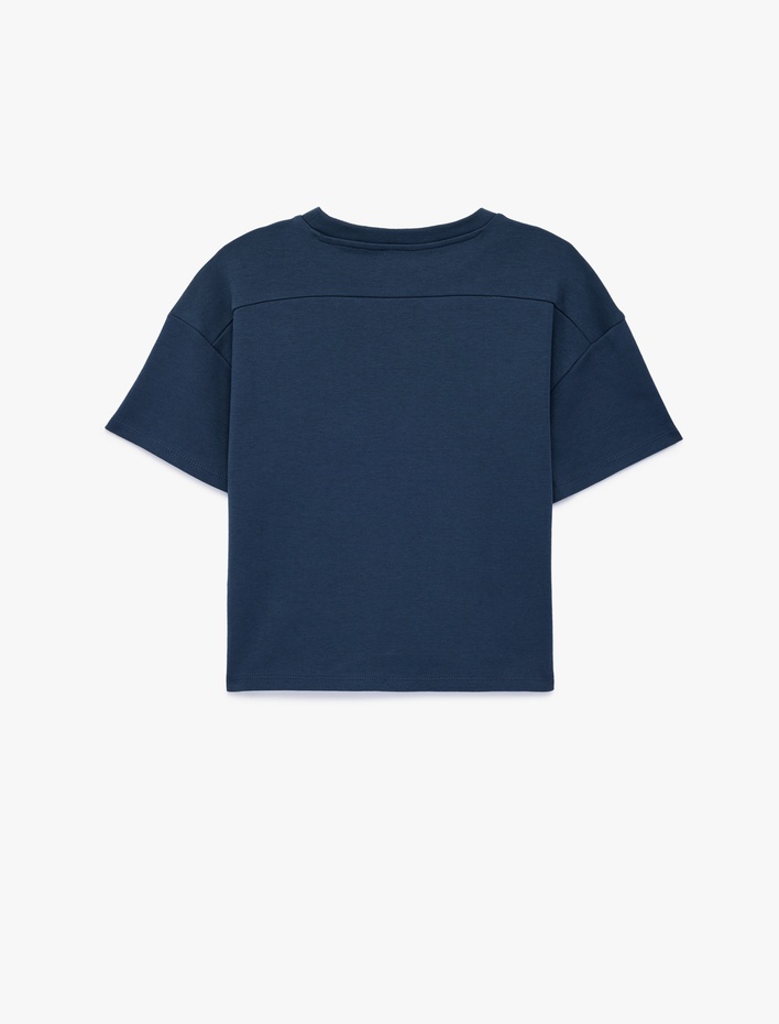 Kız Çocuk Pamuklu Nakış Detaylı Kısa Kollu Bisiklet Yaka Oversize Tişört