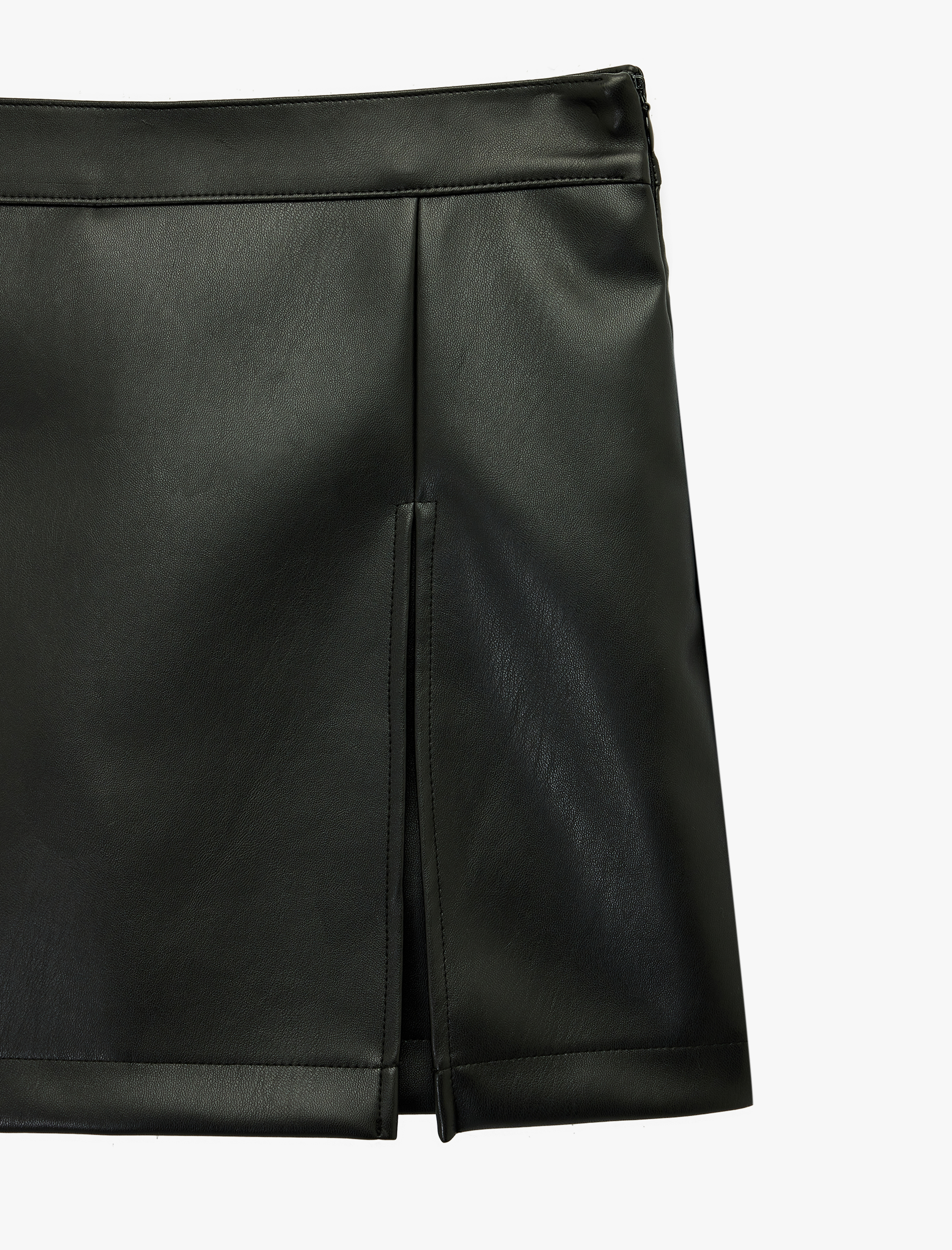   Yırtmaçlı Mini Suni Deri Şort Etek