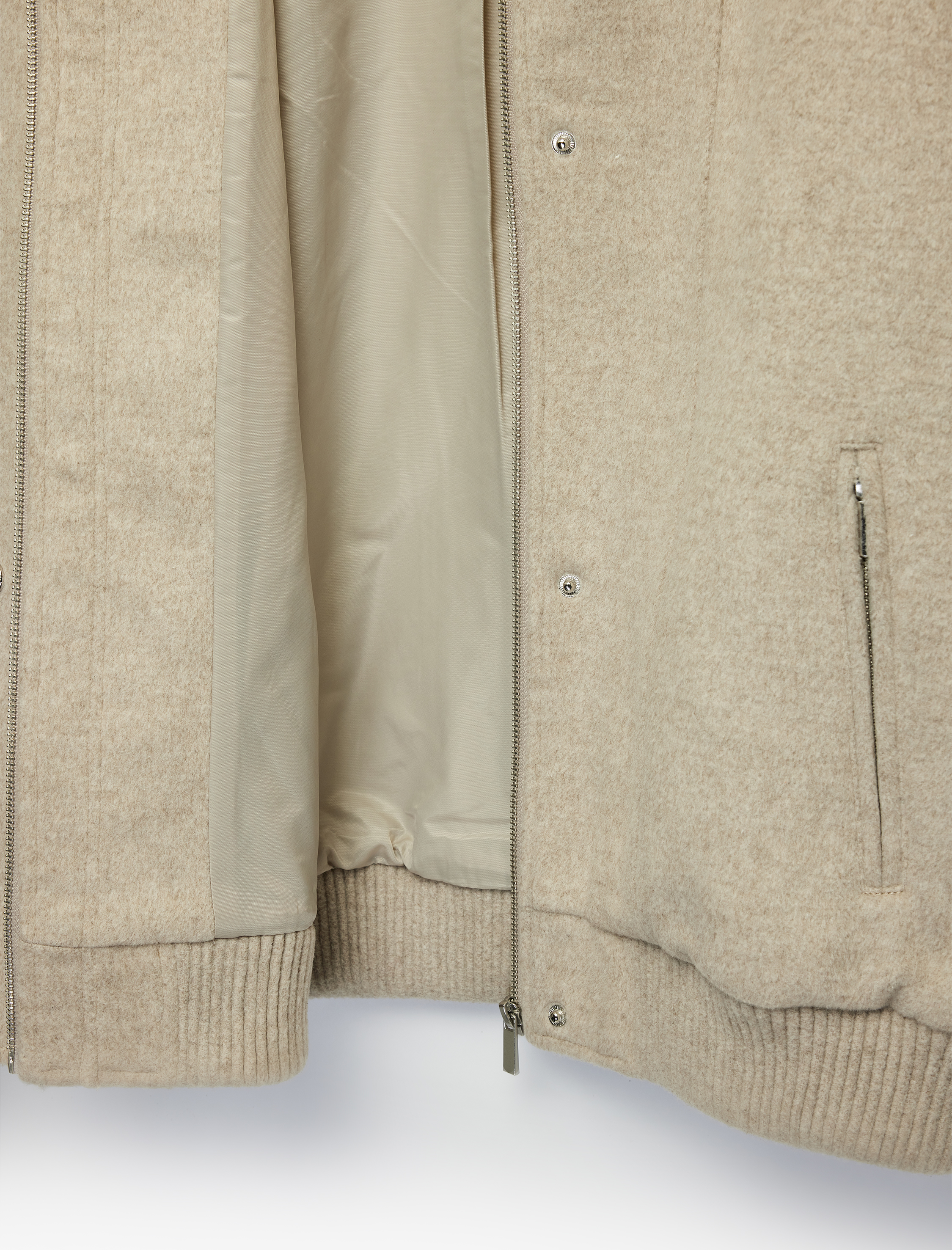   Fermuarlı Cepli Dik Yaka Uzun Kollu Oversize Kaşe Bomber Mont