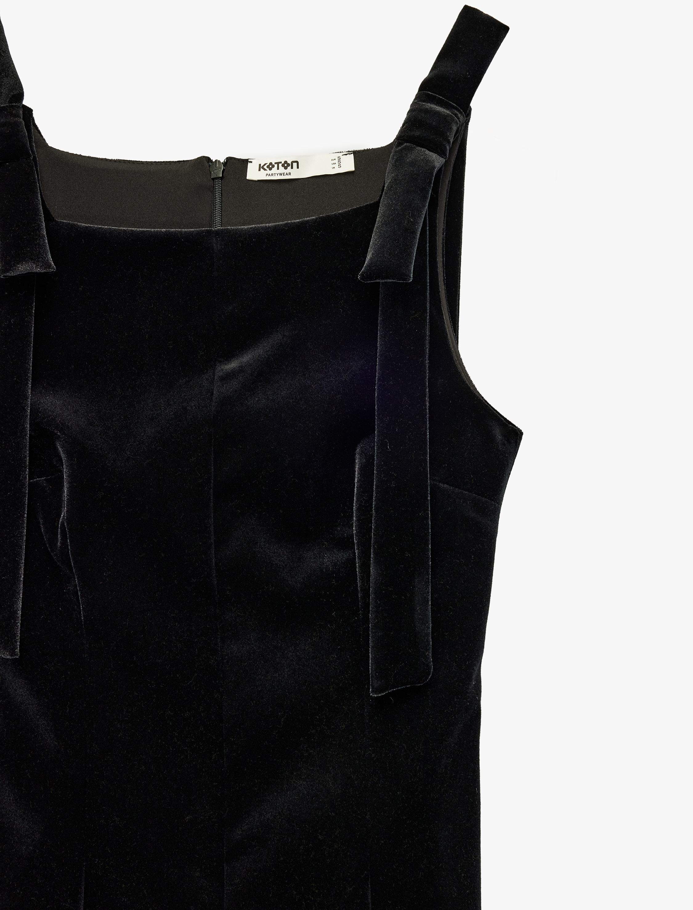   Kare Yaka Kolsuz Fiyonk Detaylı Mini Kadife Elbise