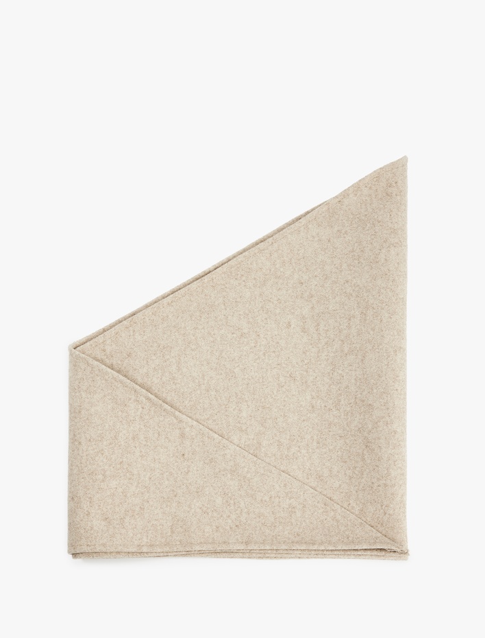 Kadın İç İçe Geçmeli Üçgen Atkı