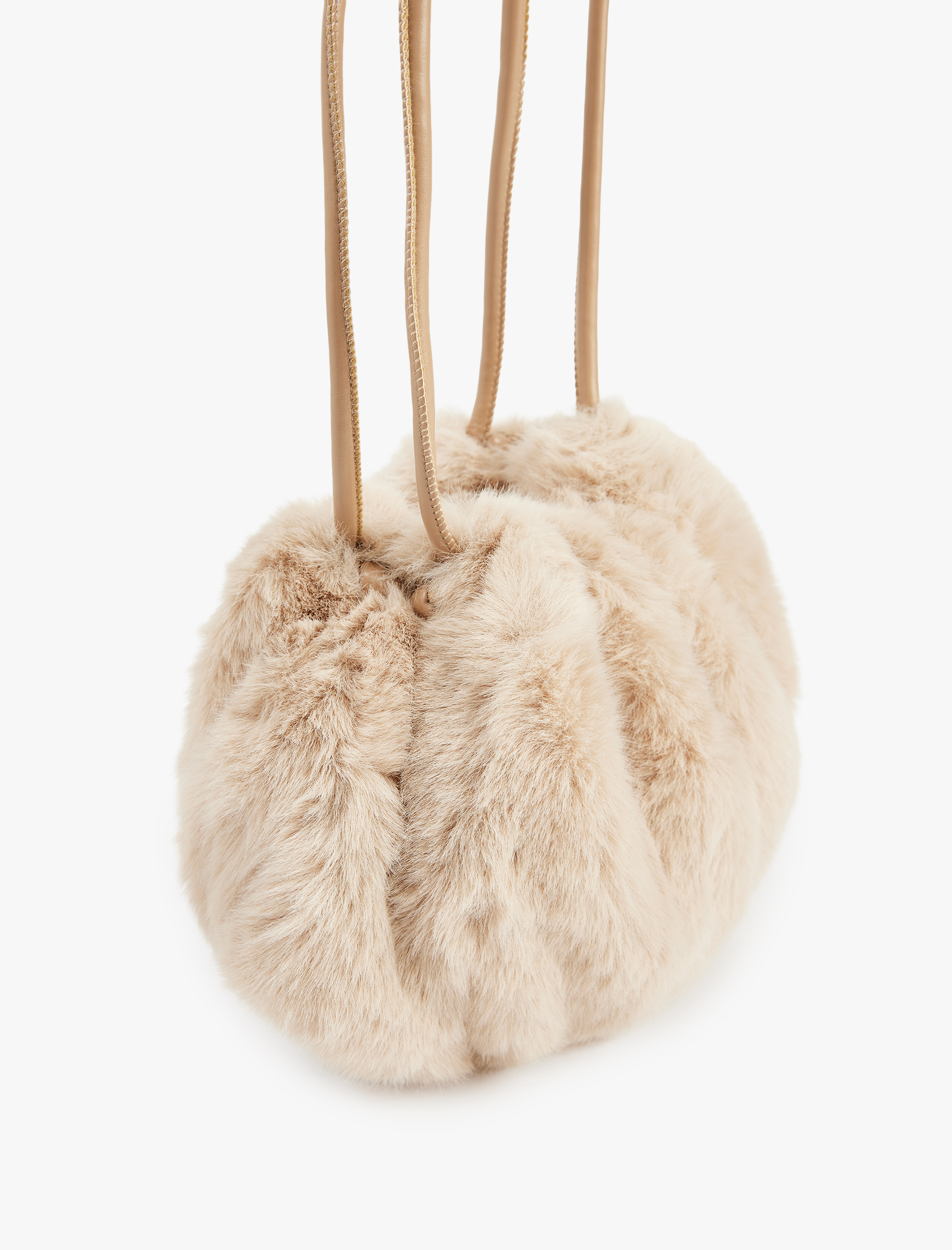  Kadın Peluş Çanta