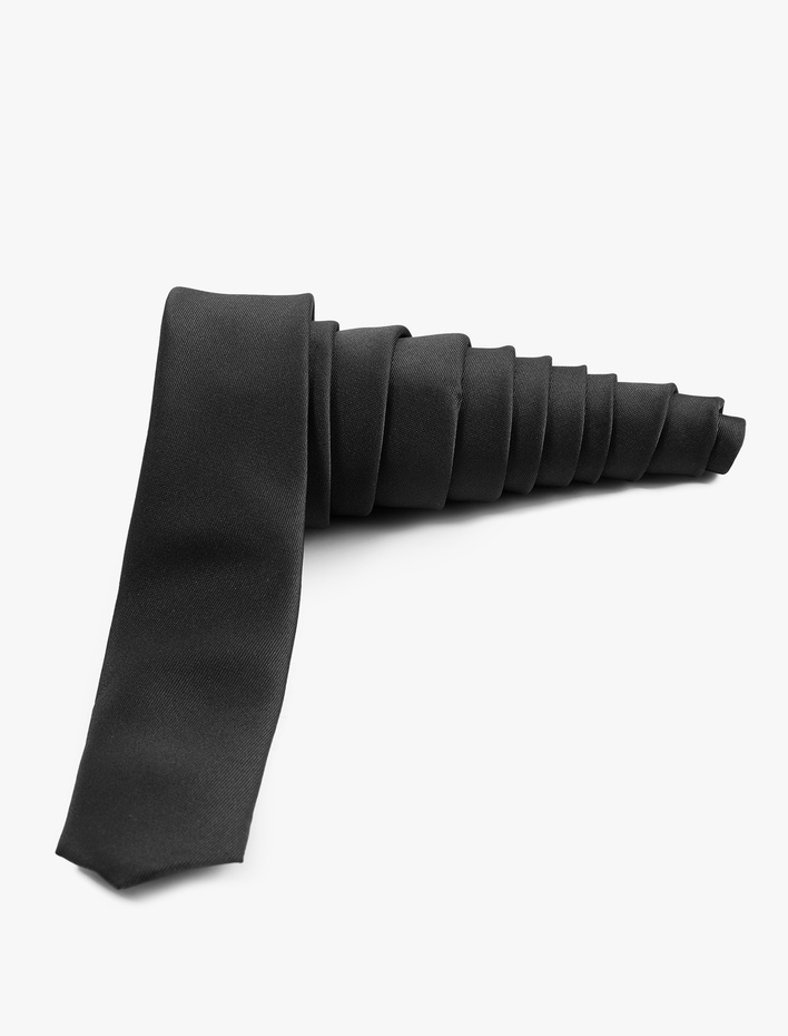  Klasik Dokulu Kravat