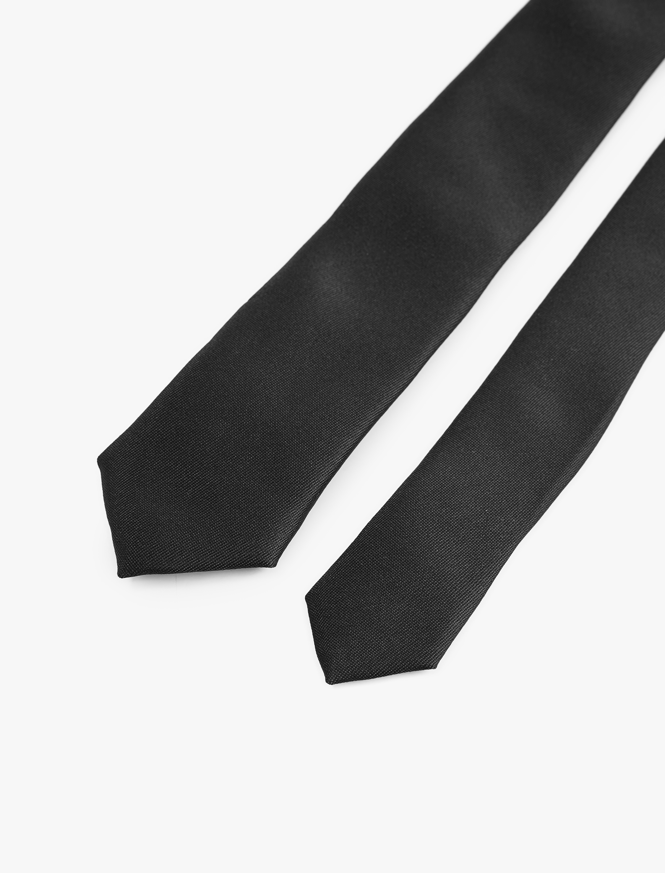   Klasik Dokulu Kravat