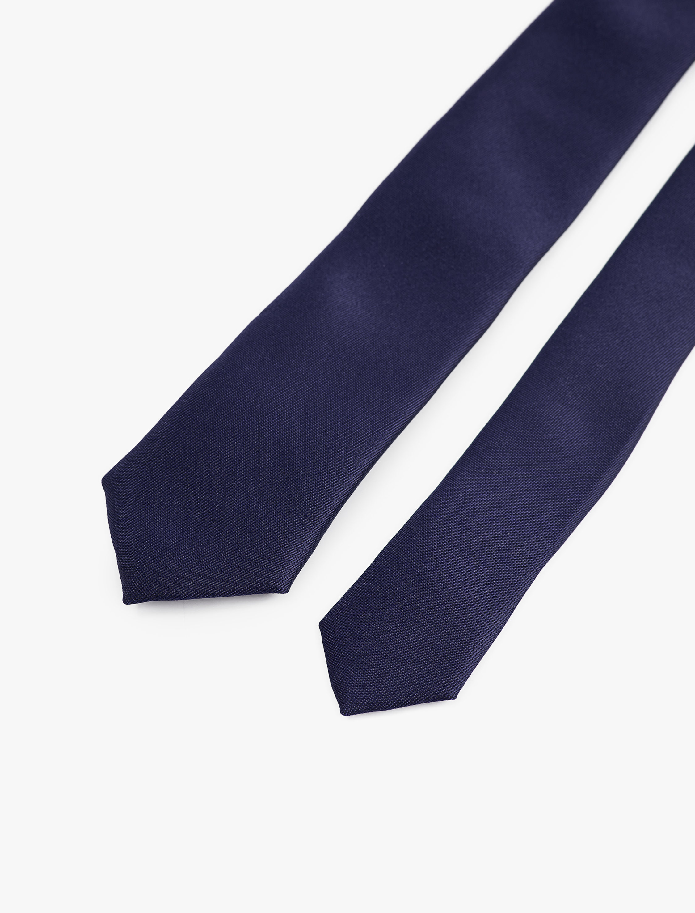   Klasik Dokulu Kravat