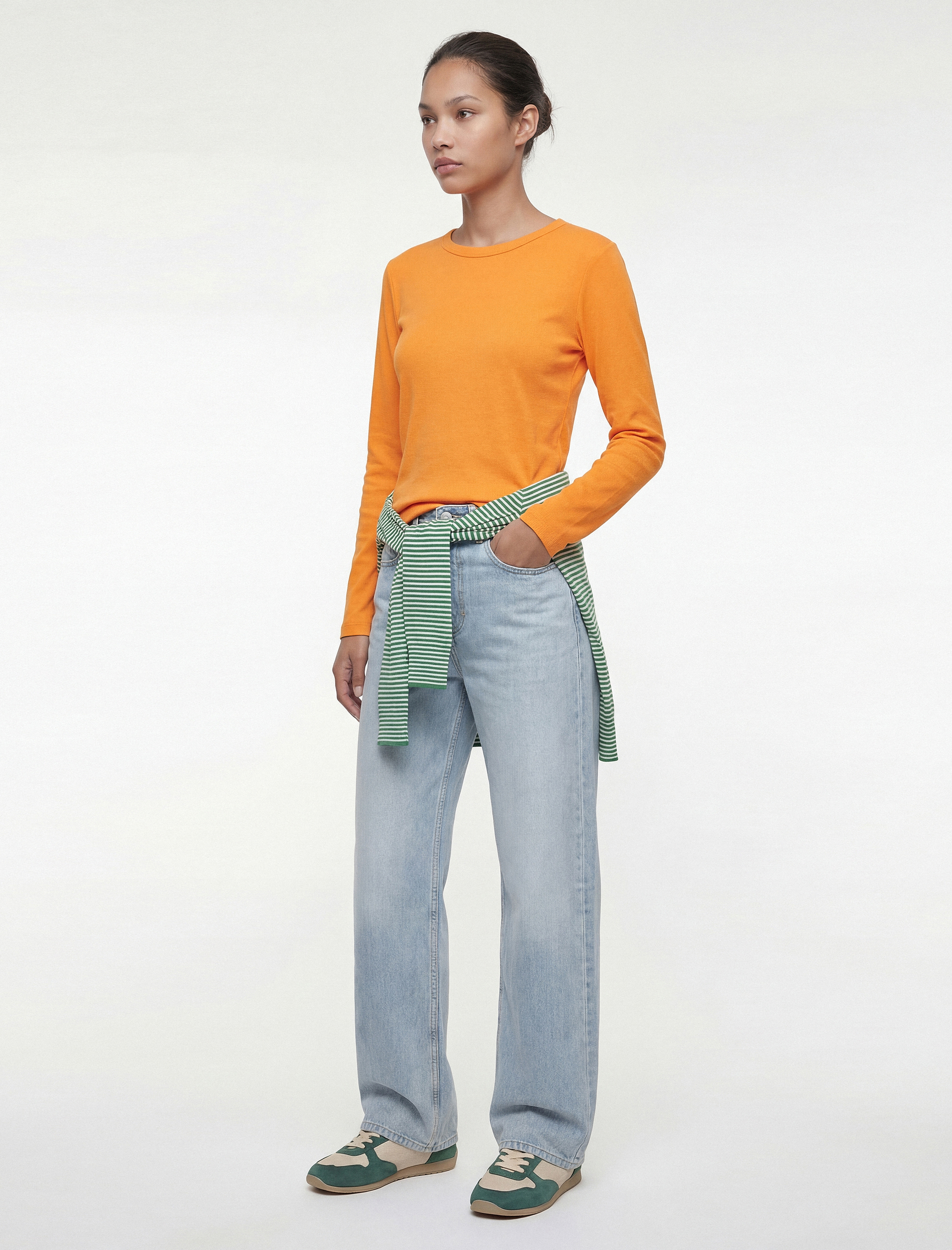   Pamuklu Uzun Kollu Bisiklet Yaka Basic Tişört