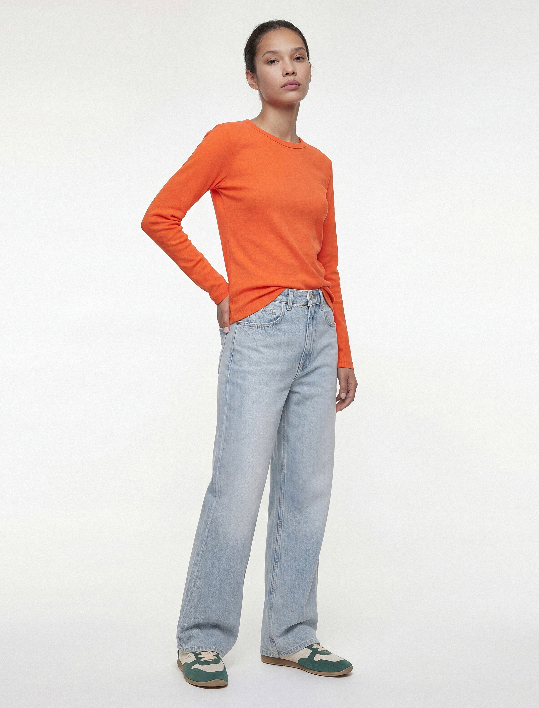   Pamuklu Uzun Kollu Bisiklet Yaka Basic Tişört