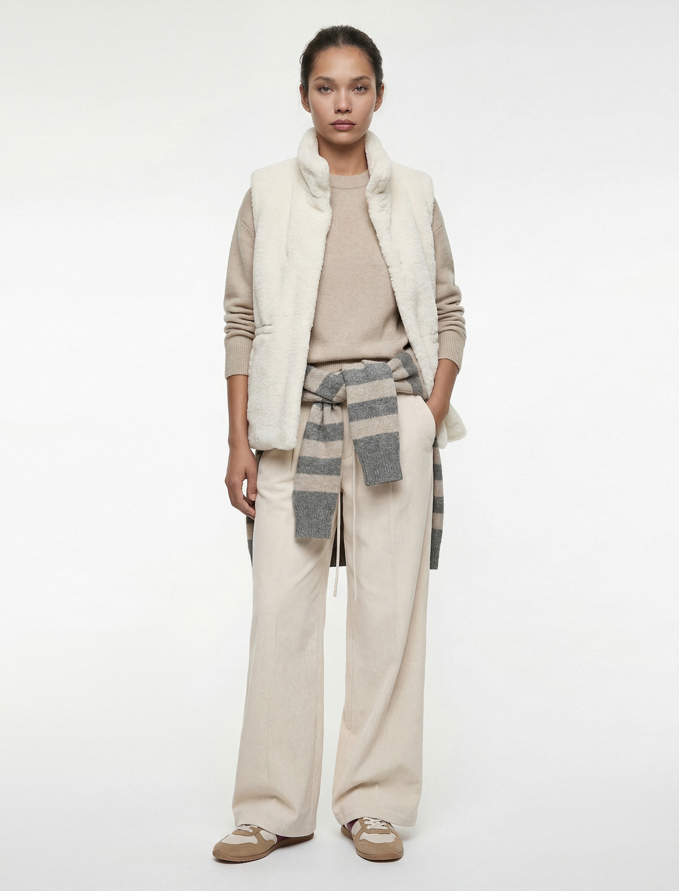   Cepli Dik Yaka Fermuarlı Suni Kürk Yelek