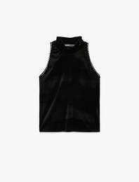 Kolsuz Dik Halter Yaka Taşlı Kadife Bluz