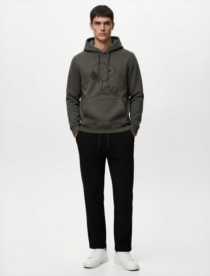  Uzun Kollu Kapşonlu Kanguru Cepli Şardonlu Lisanslı Snoopy Baskılı Sweatshirt