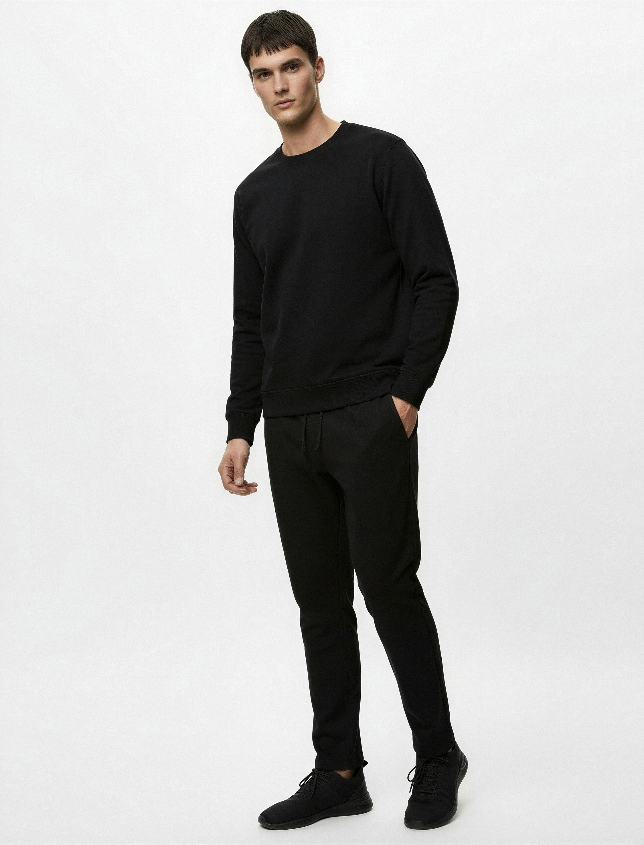   Viskon Karışımlı Cepli Regular Fit Beli Bağcıklı Pantolon