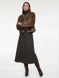 Rahat Kalıp Çan Kesim Midi Boy Ekose Etek