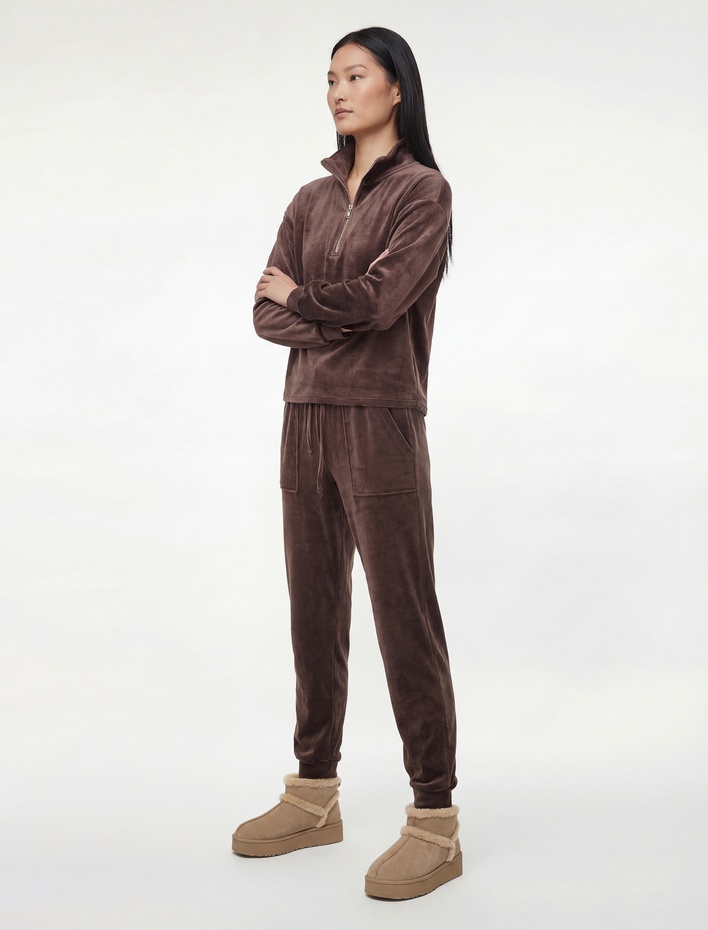  Yarım Fermuarlı Uzun Kollu Rahat Kalıp Dik Yaka Kadife Pijama Üstü