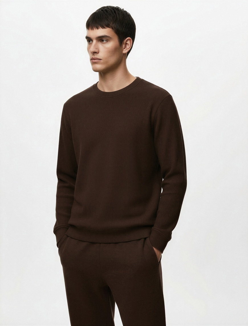 Koton Erkek Regular Fit Uzun Kollu Dokulu Basic Bisiklet Yaka Sweatshirt