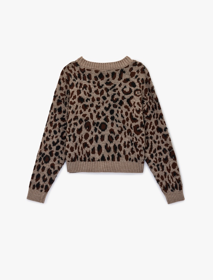  Uzun Kollu Geniş Yuvarlak Yaka Leopar Desenli Oversize Triko Kazak