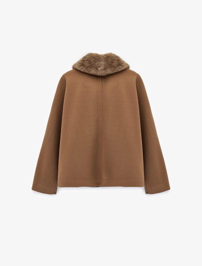  Uzun Kollu Çıkarılabilir Suni Kürk Yaka Oversize Kısa Kaşe Kaban