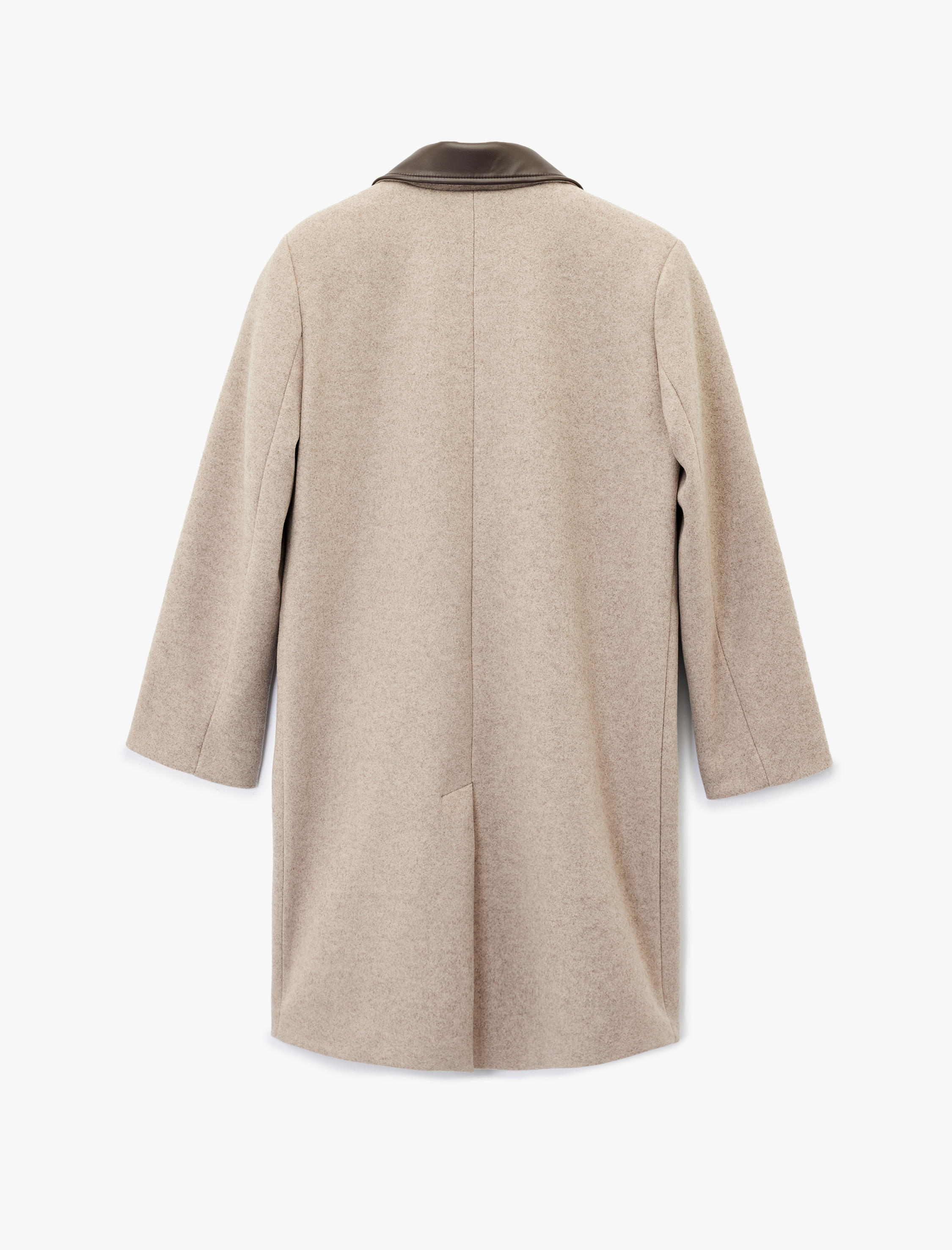   Koton X Şahika Ercümen - Suni Deri Yaka Kemerli Kaban Uzun Kollu Cepli Düğmeli