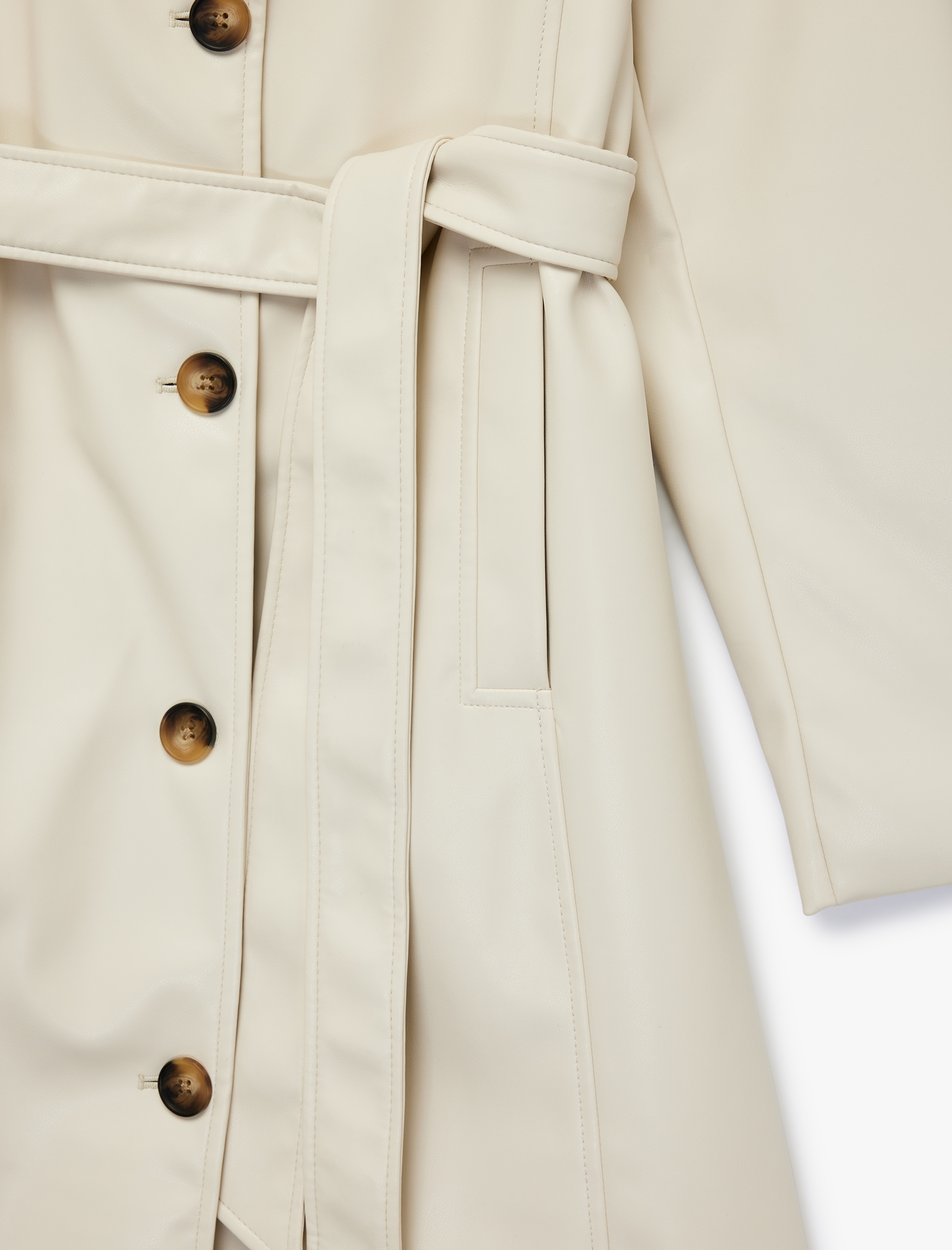   Uzun Kollu Cepli Kemerli Suni Deri Trençkot