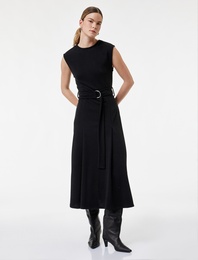 Slim Fit Kolsuz Bisiklet Yaka Kemerli Uzun Elbise