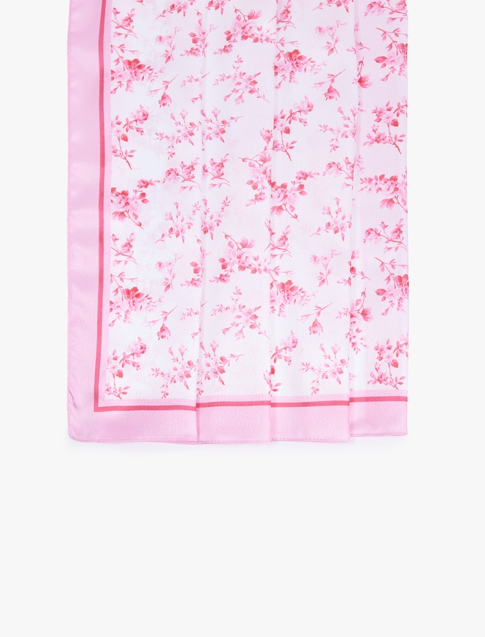 Kadın Kare Çiçekli Şal