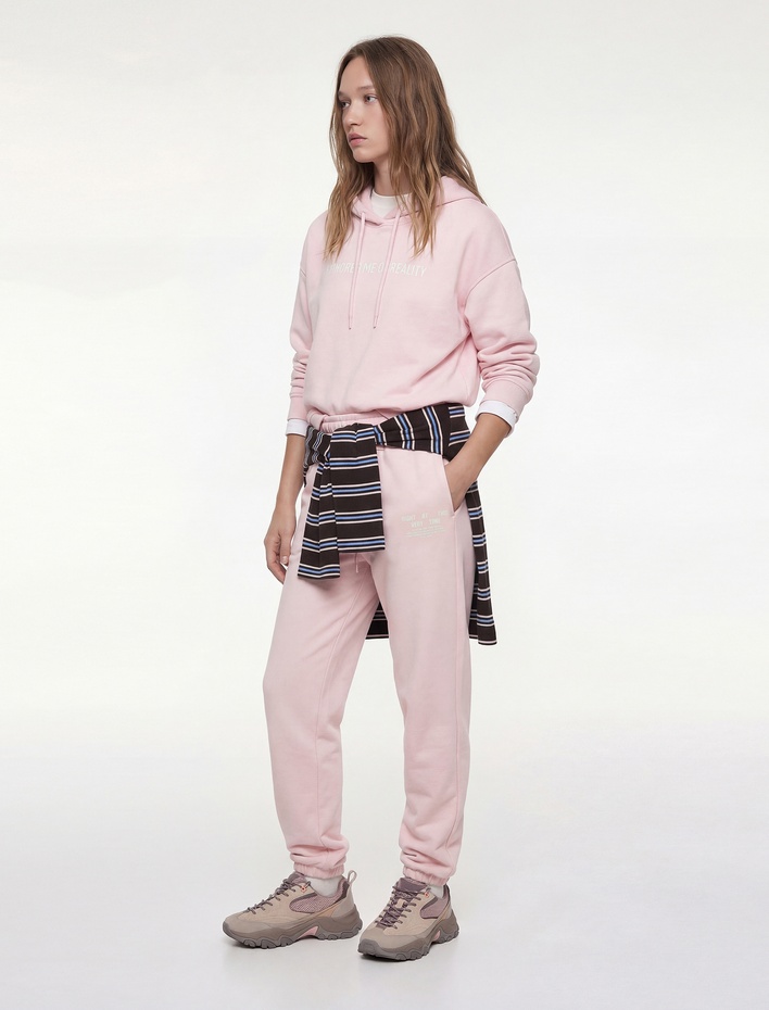  Şardonlu Baskılı Rahat Kalıp Cep Detaylı Beli Bağcıklı Jogger Eşofman Altı