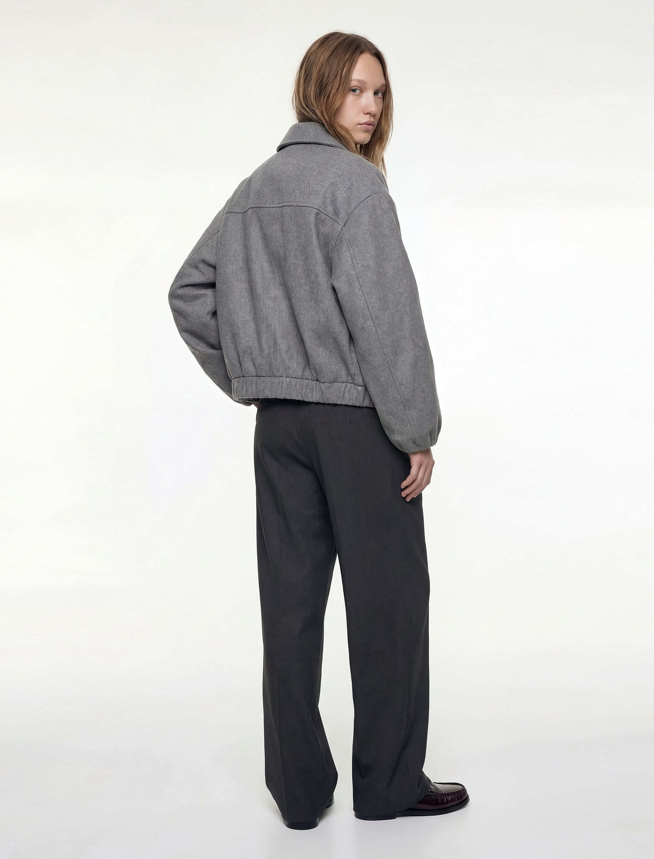   Metal Aksesuarlı Kemer Detaylı Viskon Karışımlı Geniş Paça Pantolon