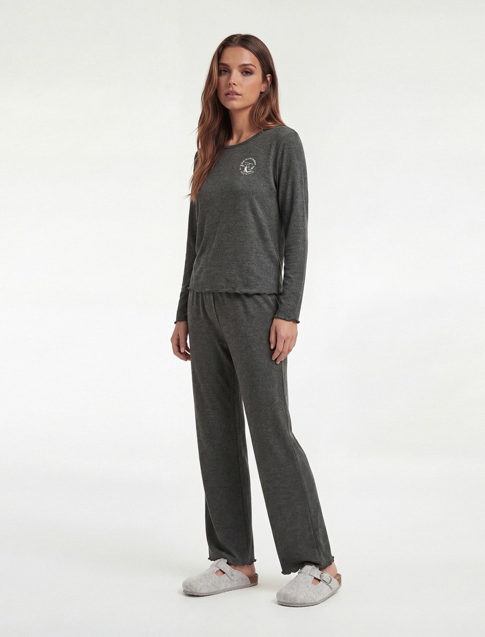  Uzun Kollu Bisiklet Yaka Nakış Detaylı Pijama Takımı