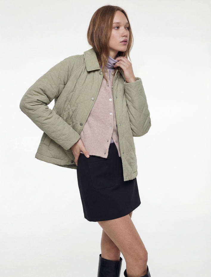  Klasik Yaka Çıtçıt Düğmeli Cepli Oversize Kapitone Ceket