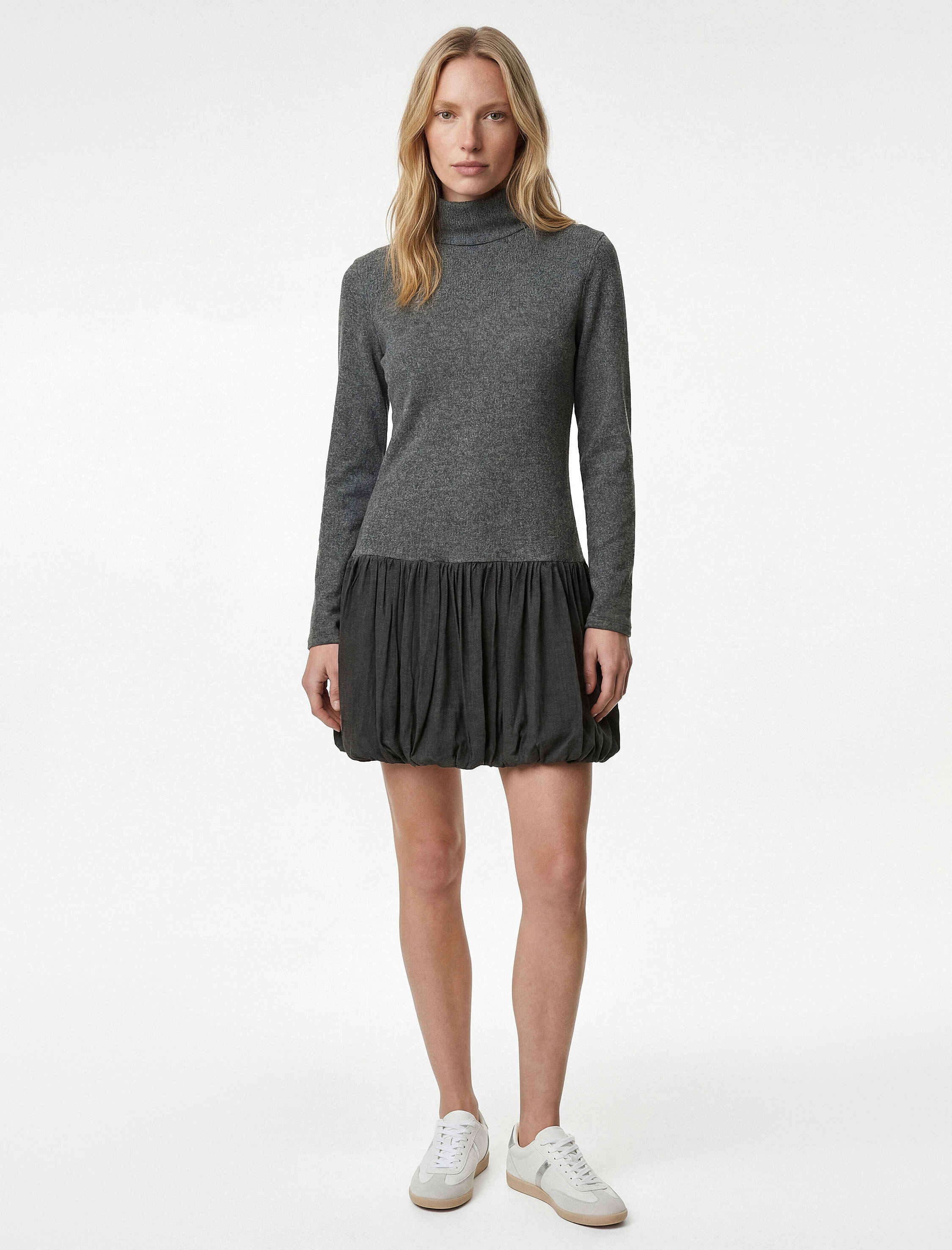   Koton X Şahika Ercümen - Slim Fit Uzun Kollu Dik Yaka Mini Balon Elbise