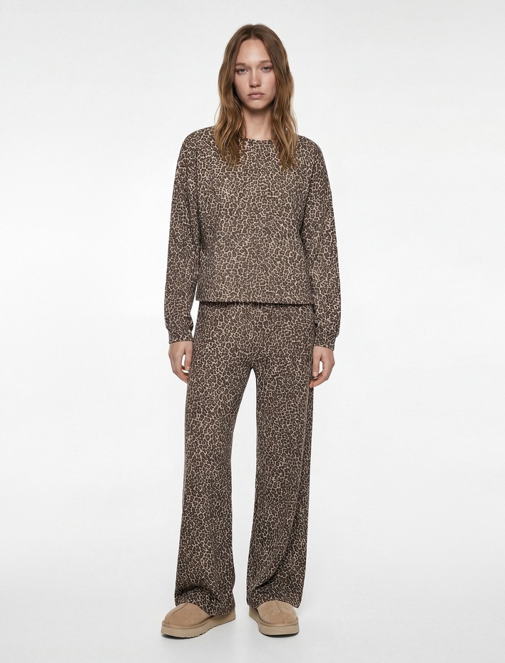  Leopar Desenli Uzun Kollu Bisiklet Yaka Viskon Karışımlı Pijama Üstü