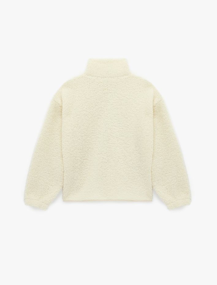  Dik Yaka Fermuar Cep Detaylı Çıtçıt Düğmeli Oversize Peluş Ceket