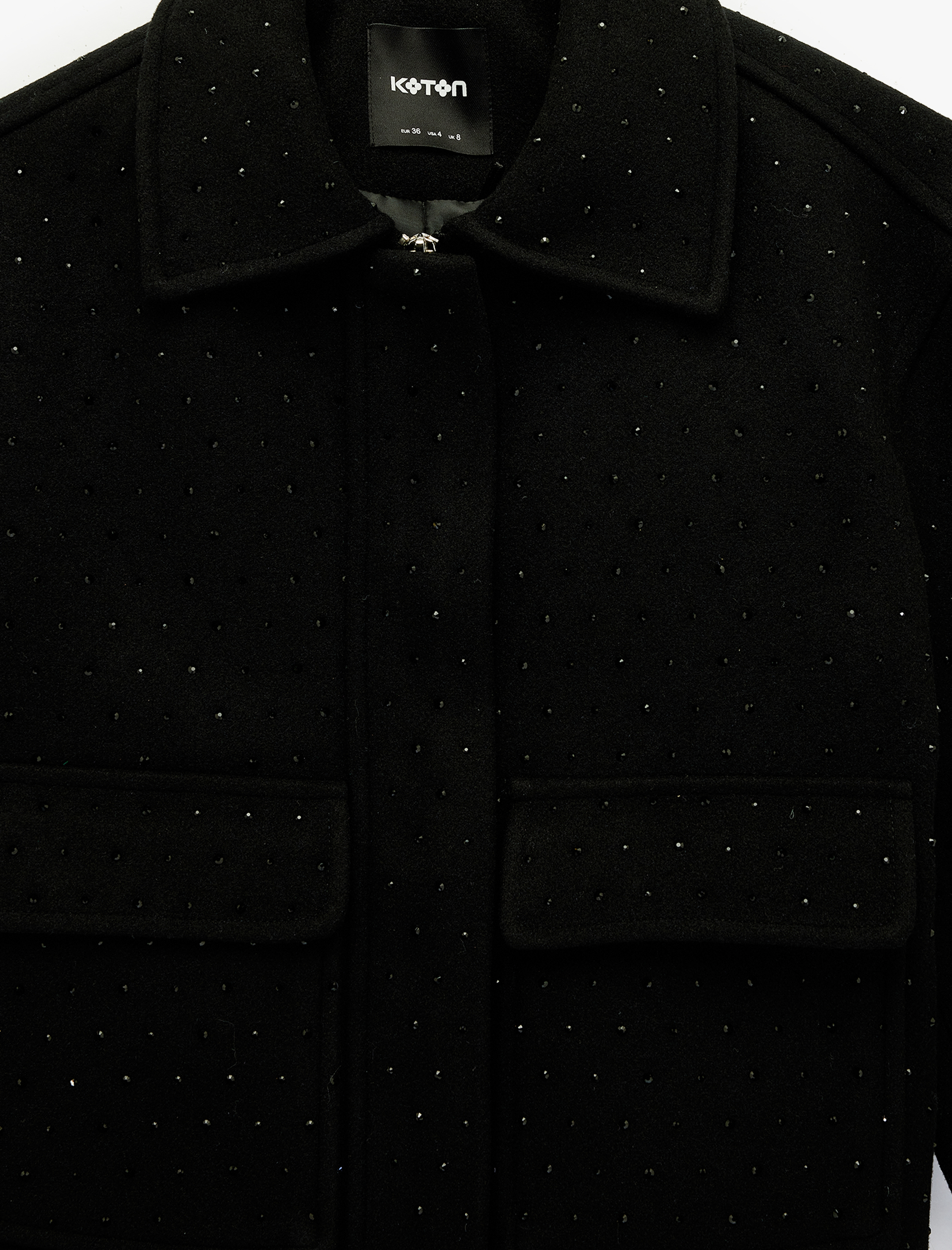   Uzun Kollu Fermuarlı Parıltılı Taş Detaylı Kısa Ceket