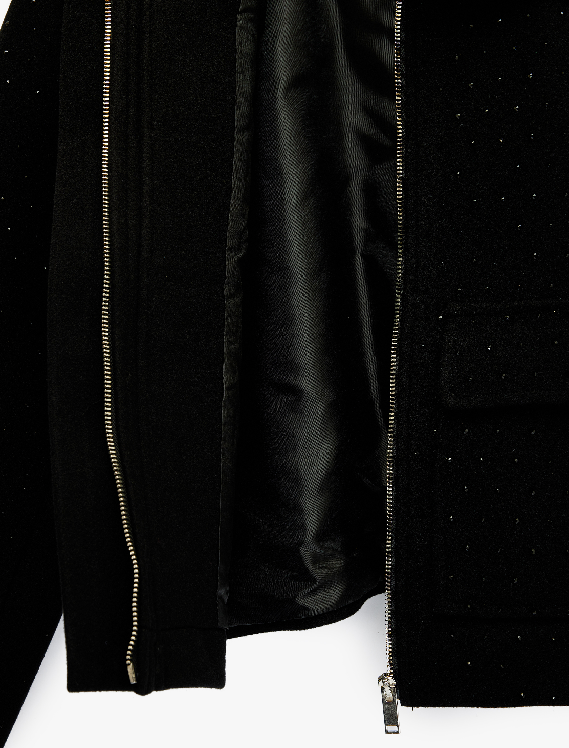   Uzun Kollu Fermuarlı Parıltılı Taş Detaylı Kısa Ceket