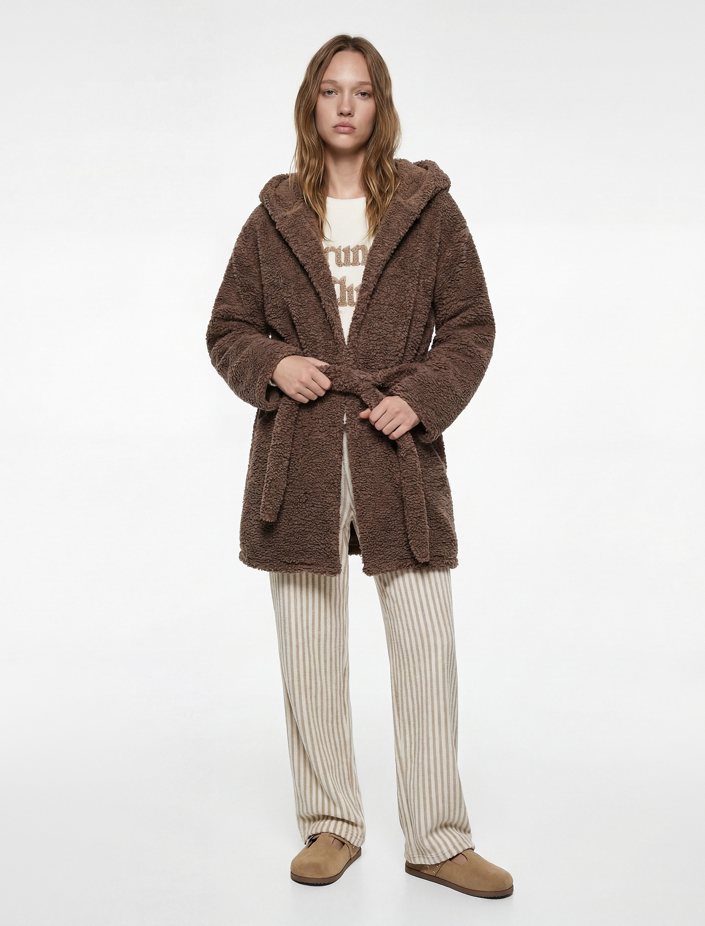   Rahat Kalıp Gizli Cep Detaylı Kapşonlu Polar Sabahlık