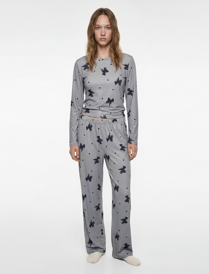  Fiyonk Desenli Rahat Kesim 2'li Pijama Takımı