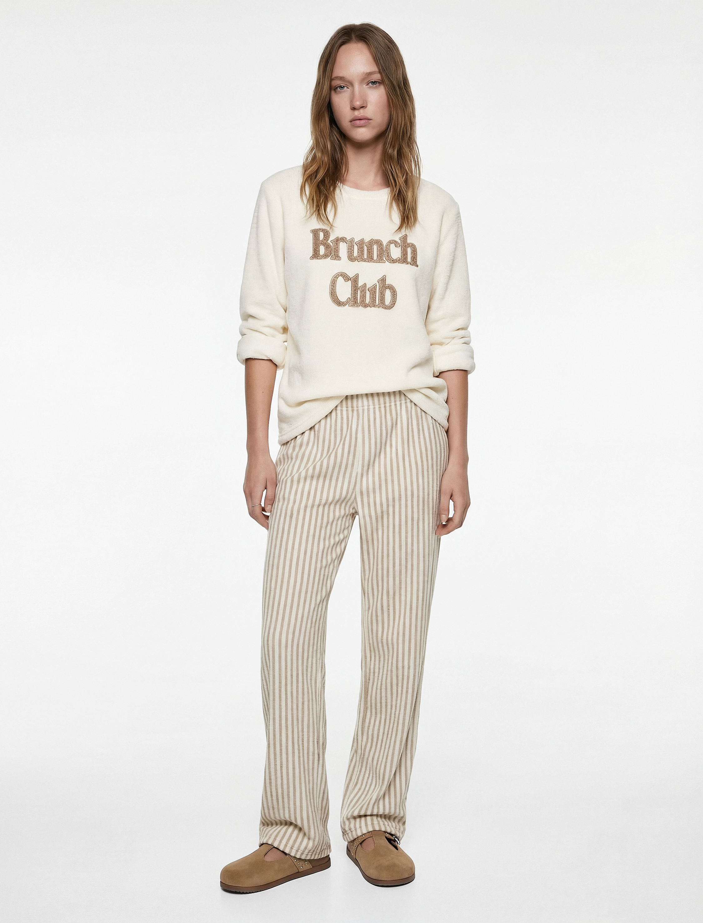   Rahat Kalıp Uzun Kollu Bisiklet Yaka 2'li Pijama Takımı