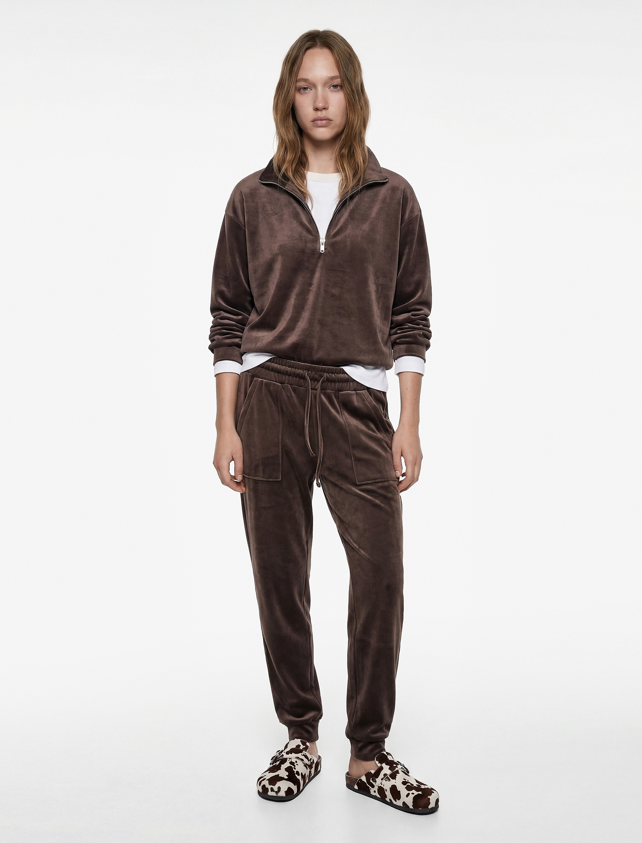   Yarım Fermuarlı Uzun Kollu Rahat Kalıp Dik Yaka Kadife Pijama Üstü