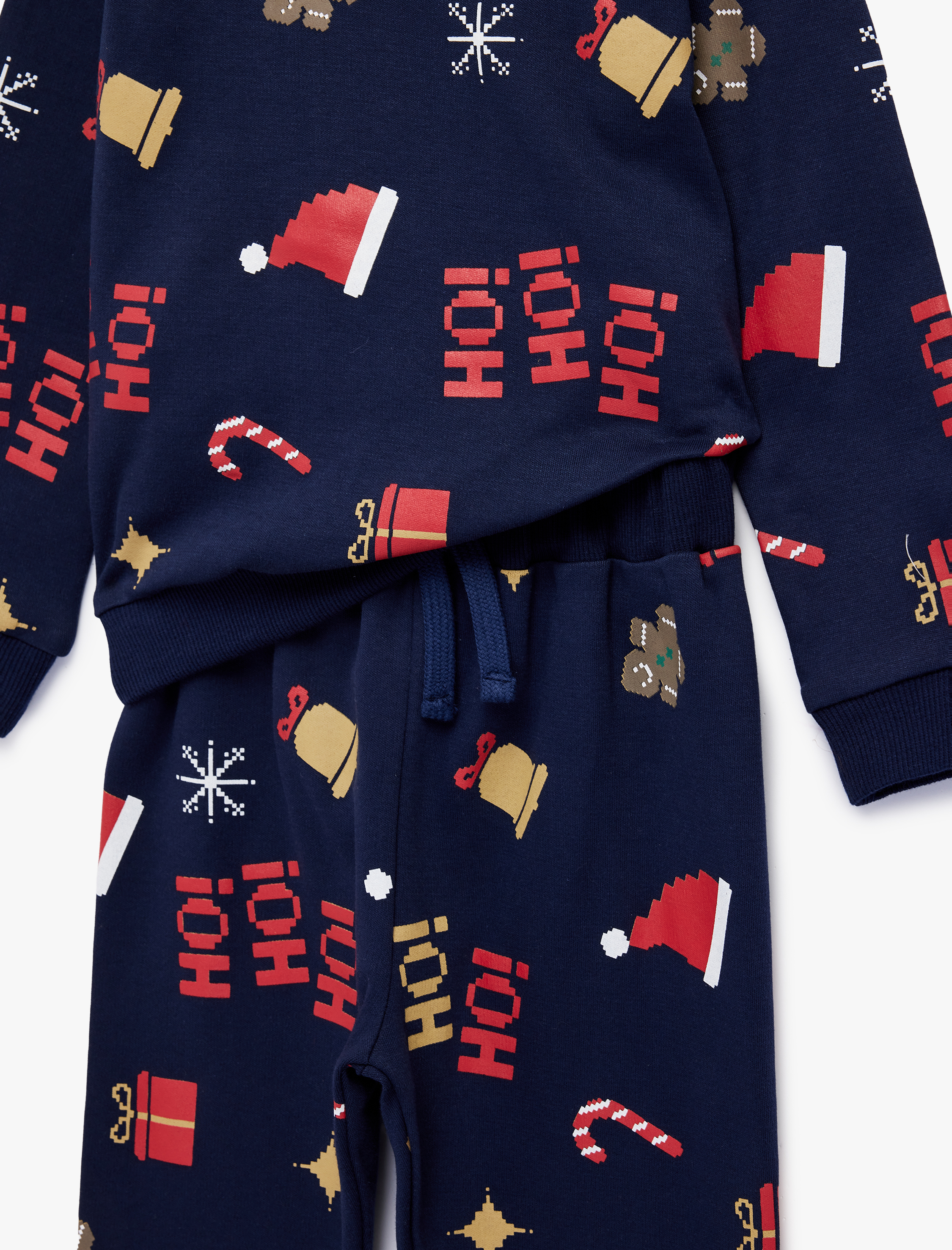  Erkek Bebek Pamuklu Uzun Kollu Bisiklet Yaka Yılbaşı Desenli Pijama Takımı