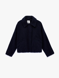 Uzun Kollu Cepli Çıtçıt Düğmeli Gömlek Yaka Buklet Kumaş Crop Kaban