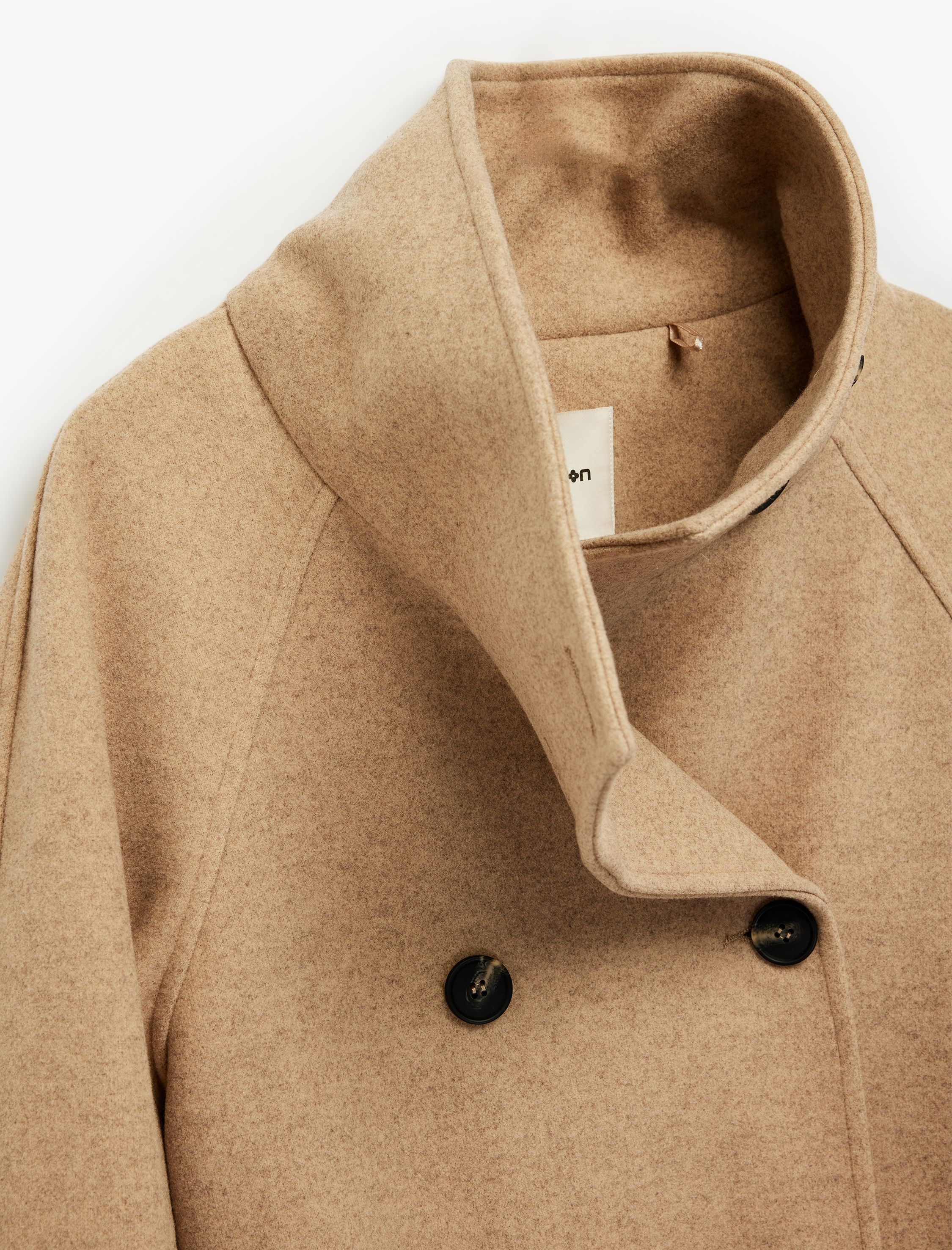   Uzun Kollu Cepli Kruvaze Dik Yaka Kemerli Uzun Kaşe Kaban