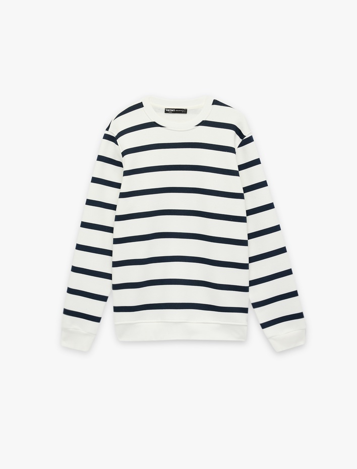  Uzun Kollu Bisiklet Yaka Şardonlu Regular Fit Sweatshirt