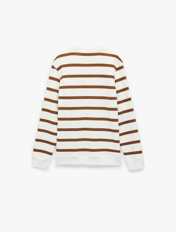  Uzun Kollu Bisiklet Yaka Şardonlu Regular Fit Sweatshirt